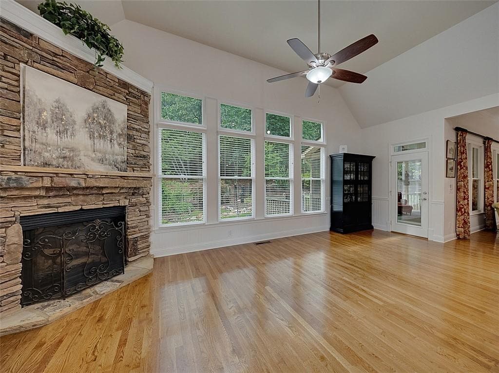 5 bedroom, 5 bathroom, 5,510 sq ft single family residence under contract at 308 Morning Dew Court, Canton, GA 30114 — photo 10
