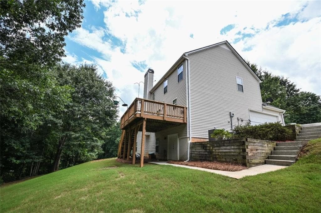 4 bedroom, 3 bathroom, 2,403 sq ft single family residence for sale at 529 Plantation Creek Drive, Loganville, GA 30052 — photo 6