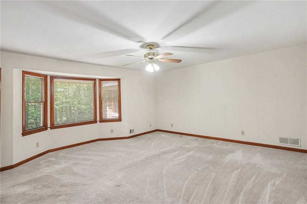 3 bedroom, 3 bathroom, 2,902 sq ft single family residence under contract at 112 Singletree, Stockbridge, GA 30281 — photo 8