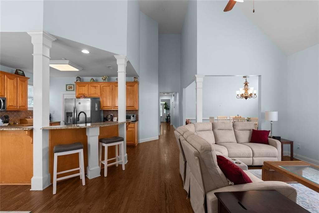 4 bedroom, 3 bathroom, 2,661 sq ft single family residence for sale at 105 Camford Stone Path, Fayetteville, GA 30214 — photo 10
