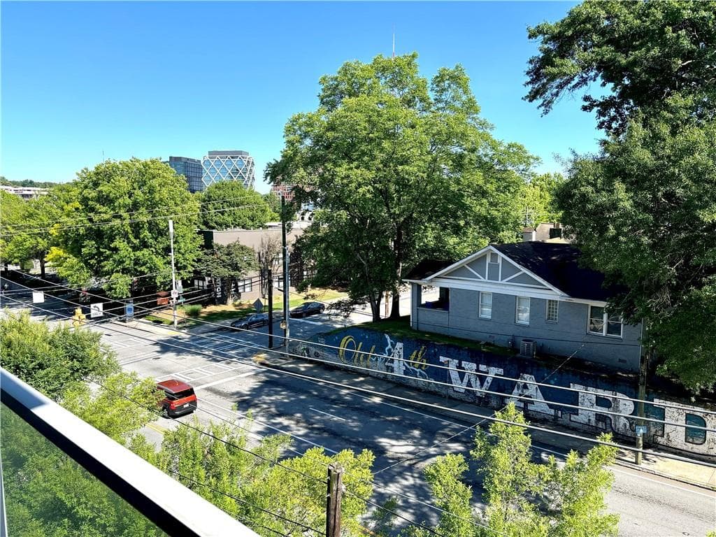 1 bedroom, 1 bathroom, 722 sq ft condominium for rent at 620 Glen Iris Drive 416, Atlanta, GA 30308 for $1,795 a month — photo 10