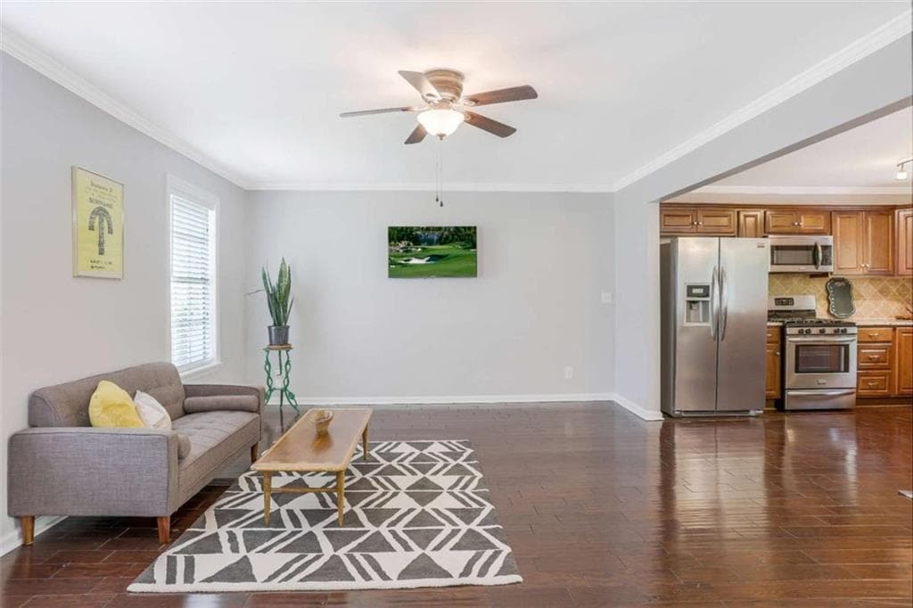 3 bedroom, 2 bathroom, 1,485 sq ft single family residence for rent at 3211 Flamingo Drive, East Point, GA 30344 for $1,900 a month — photo 5