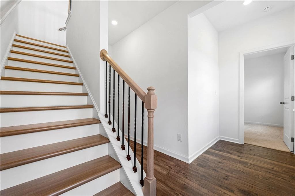 3 bedroom, 4 bathroom, 1,893 sq ft townhouse under contract at 218 Maycrest Path, Tucker, GA 30084 — photo 8