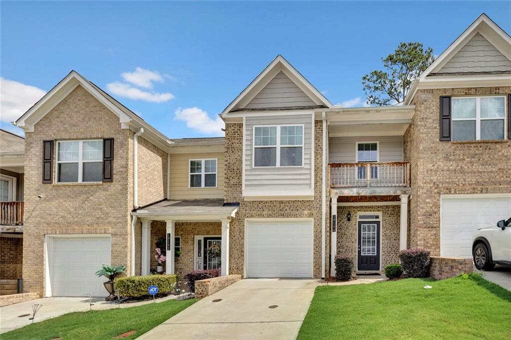 2 bedroom, 3 bathroom, 1,680 sq ft townhouse for sale at 10160 Benton Woods Drive, Covington, GA 30014