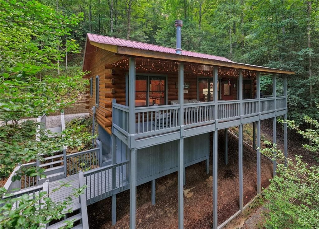 2 bedroom, 2 bathroom, 936 sq ft single family residence under contract at 234 Holly Hollow Road, Cherry Log, GA 30522 — photo 3