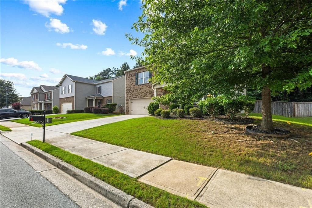 5 bedroom, 3 bathroom, 3,668 sq ft single family residence for sale at 407 Aviary Lane, Dallas, GA 30132 — photo 2