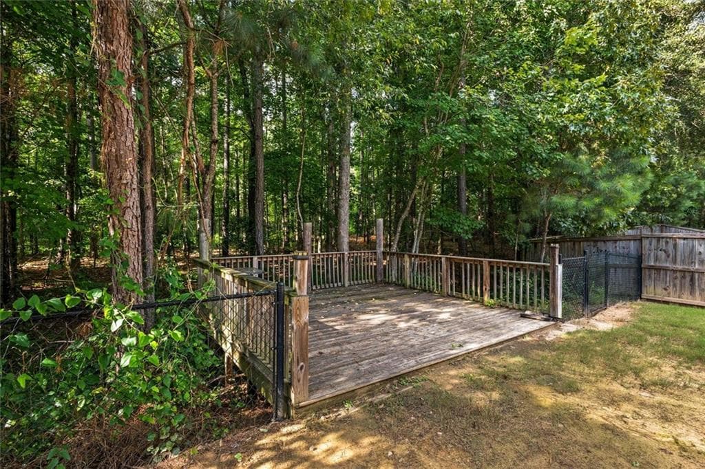 5 bedroom, 3 bathroom, 3,668 sq ft single family residence for sale at 407 Aviary Lane, Dallas, GA 30132 — photo 8
