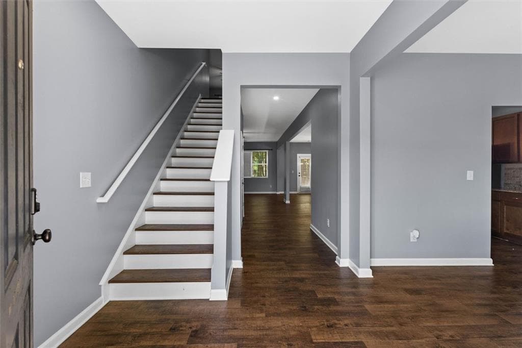 5 bedroom, 3 bathroom, 3,668 sq ft single family residence for sale at 407 Aviary Lane, Dallas, GA 30132 — photo 10