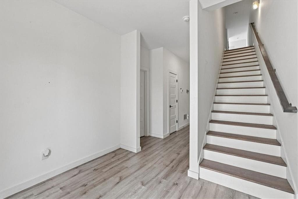 3 bedroom, 4 bathroom, 2,250 sq ft condominium for rent at 1077 Glen Opal Drive, Decatur, GA 30032 for $3,650 a month — photo 5