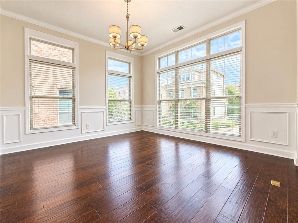 3 bedroom, 4 bathroom, 2,050 sq ft townhouse for rent at 1207 Lavista Circle, Atlanta, GA 30324 for $3,490 a month — photo 5