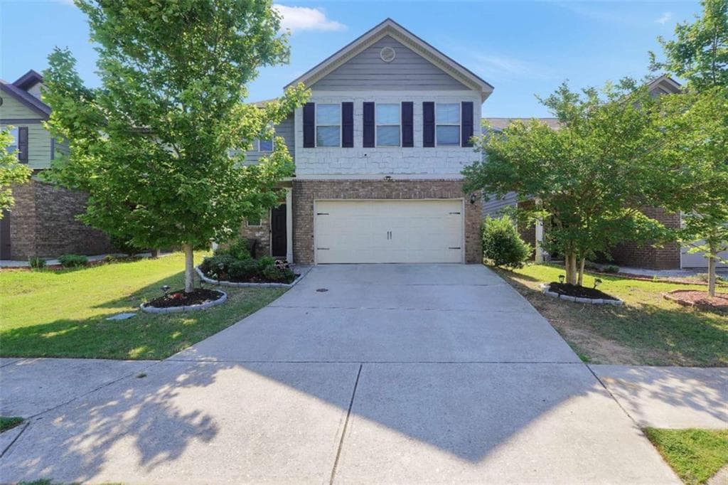 4 bedroom, 3 bathroom, 2,409 sq ft single family residence for sale at 767 Galveston Way, Mcdonough, GA 30253