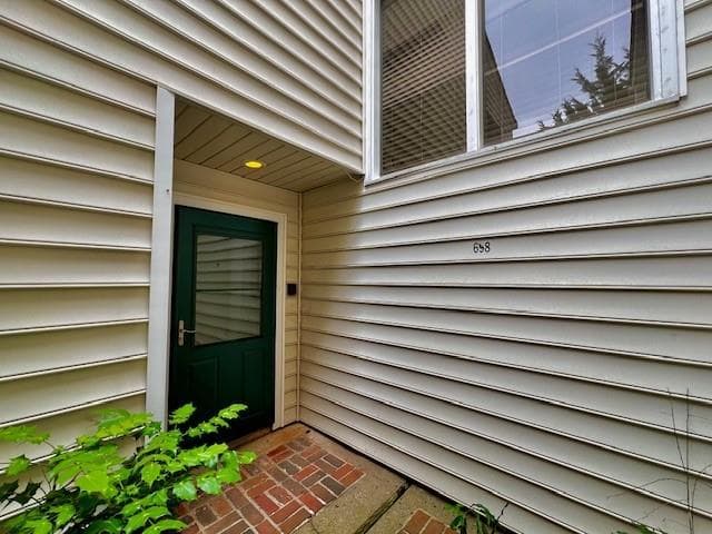 4 bedroom, 3 bathroom, 1,780 sq ft townhouse for rent at 698 Serramonte Drive, Marietta, GA 30068 for $2,195 a month — photo 1 of 16