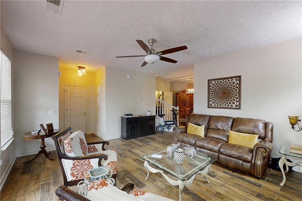 3 bedroom, 3 bathroom, 1,610 sq ft single family residence for sale at 101 Ashgate Way, Carrollton, GA 30117 — photo 8
