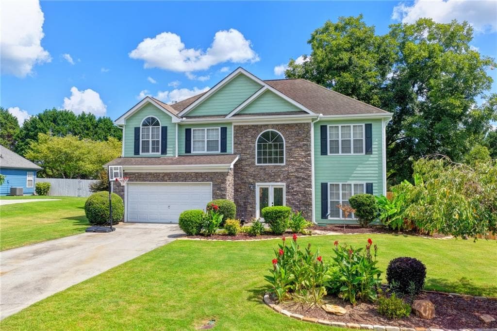 4 bedroom, 3 bathroom, 2,377 sq ft single family residence under contract at 398 Beech Hollow Trail, Loganville, GA 30052 — photo 3