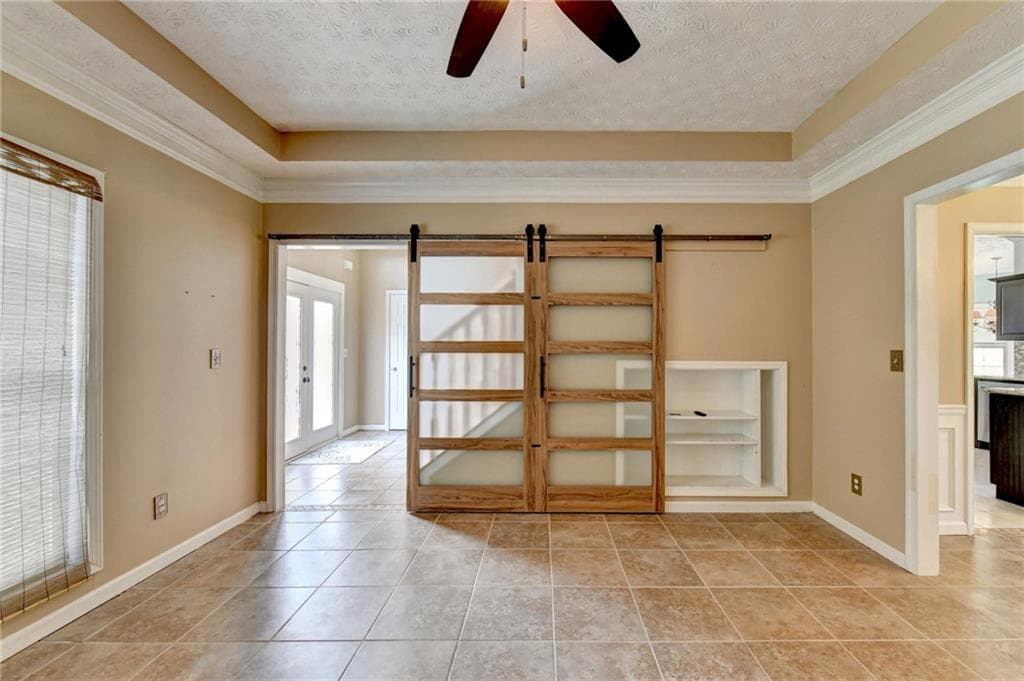 4 bedroom, 3 bathroom, 2,377 sq ft single family residence under contract at 398 Beech Hollow Trail, Loganville, GA 30052 — photo 8