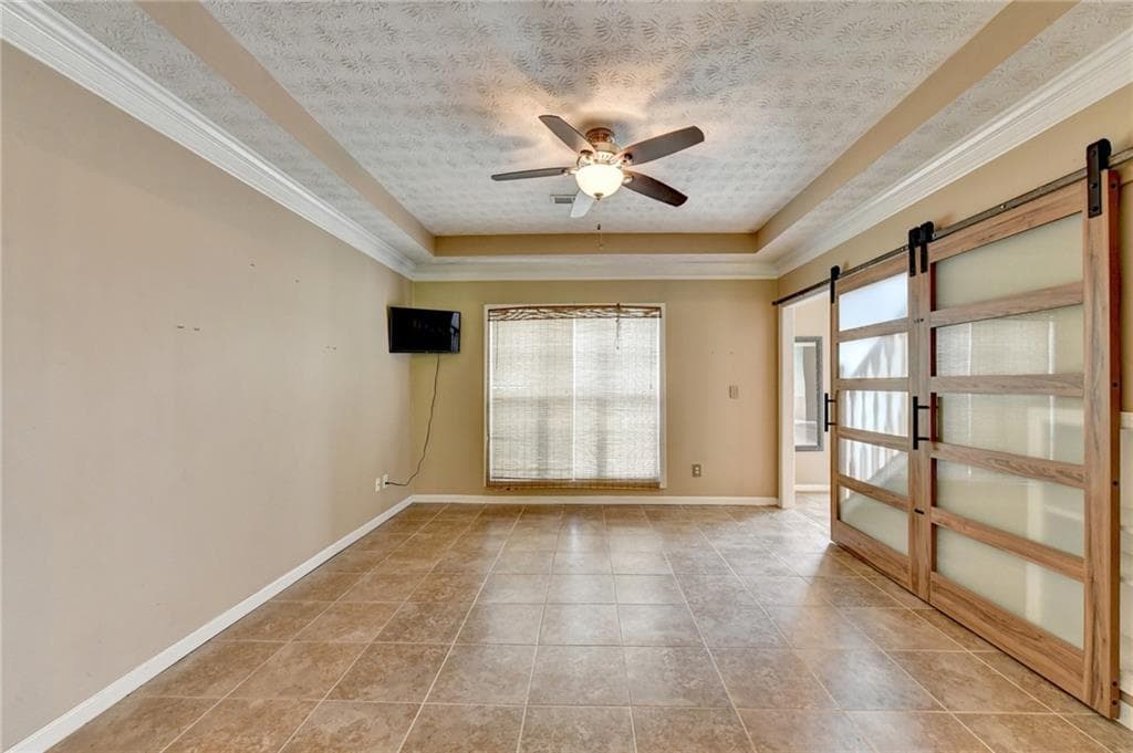 4 bedroom, 3 bathroom, 2,377 sq ft single family residence under contract at 398 Beech Hollow Trail, Loganville, GA 30052 — photo 9