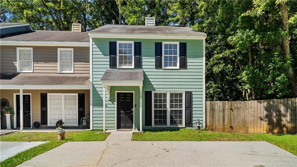 2 bedroom, 3 bathroom, 1,280 sq ft townhouse for sale at 329 Westland way, Marietta, GA 30064 — photo 2