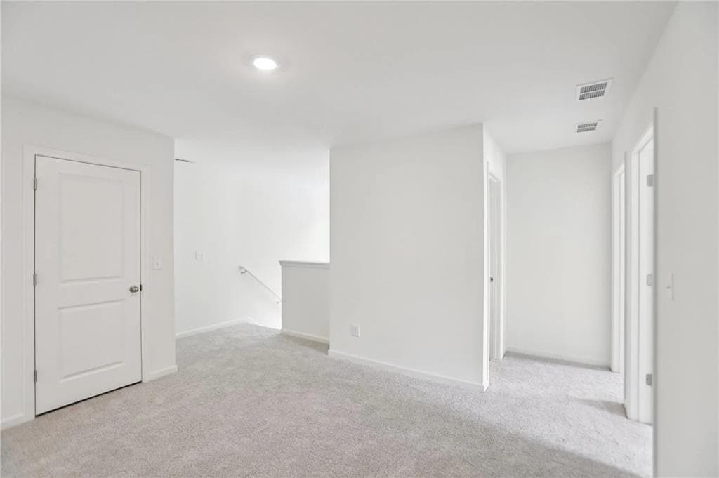 4 bedroom, 3 bathroom, 2,279 sq ft single family residence under contract at 117 Maison Drive, Mcdonough, GA 30253 — photo 7