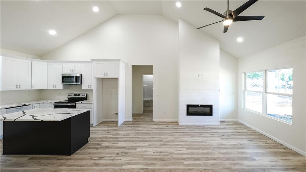 3 bedroom, 2 bathroom, 1,320 sq ft single family residence under contract at 195 Kennedy Estates Road, Carrollton, GA 30116 — photo 5