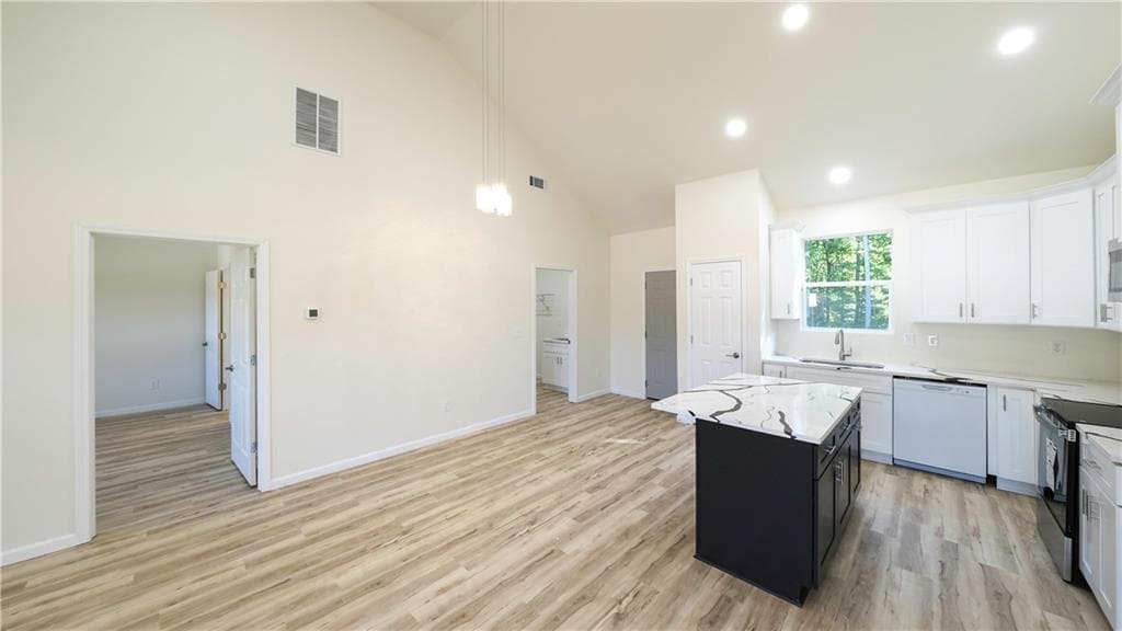 3 bedroom, 2 bathroom, 1,320 sq ft single family residence under contract at 195 Kennedy Estates Road, Carrollton, GA 30116 — photo 8