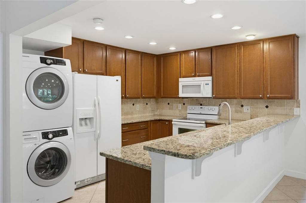 2 bedroom, 2 bathroom, 1,208 sq ft townhouse for sale at 3145 Cape Circle, Alpharetta, GA 30009 — photo 8