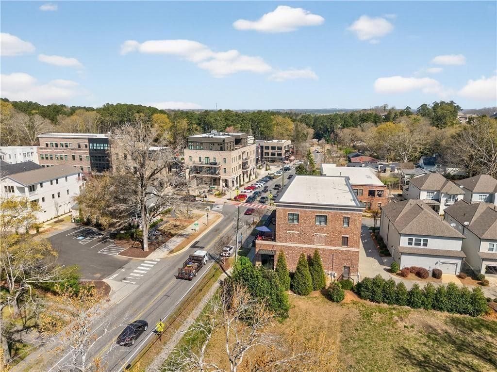 4 bedroom, 4 bathroom, 3,464 sq ft condominium for sale at 8255 Main Street 2, Woodstock, GA 30188 — photo 2