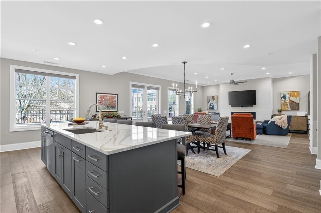 4 bedroom, 4 bathroom, 3,464 sq ft condominium for sale at 8255 Main Street 2, Woodstock, GA 30188 — photo 3