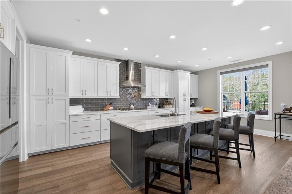 4 bedroom, 4 bathroom, 3,464 sq ft condominium for sale at 8255 Main Street 2, Woodstock, GA 30188 — photo 4