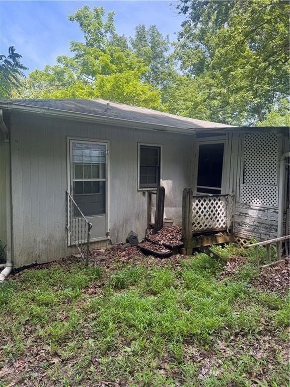 2 bedroom, 2 bathroom, 1,456 sq ft single family residence for sale at 2736 Ridgecrest Circle, Hiawassee, GA 30546 — photo 4