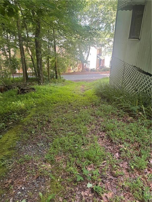 2 bedroom, 2 bathroom, 1,456 sq ft single family residence for sale at 2736 Ridgecrest Circle, Hiawassee, GA 30546 — photo 8