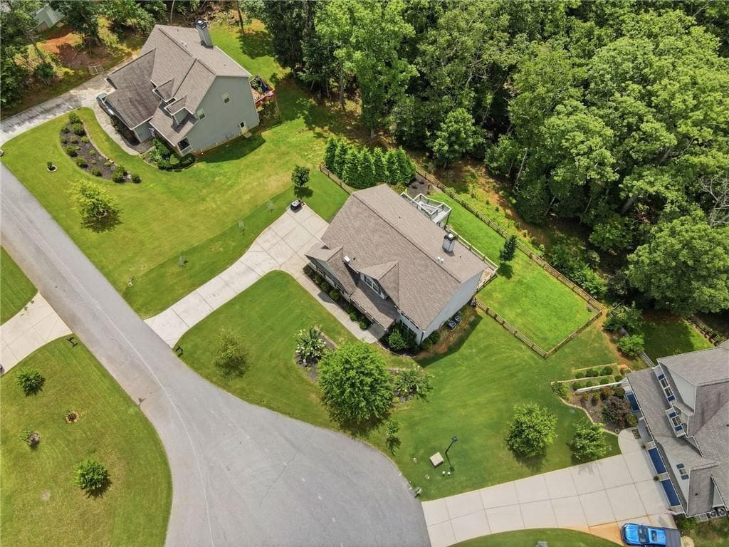 4 bedroom, 3 bathroom, 2,856 sq ft single family residence for sale at 179 White Oak Trail, Dahlonega, GA 30533 — photo 2