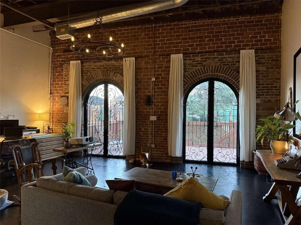 1 bedroom, 2 bathroom, 1,175 sq ft condominium for sale at 184 Walker Street STE E, Atlanta, GA 30313 — photo 5