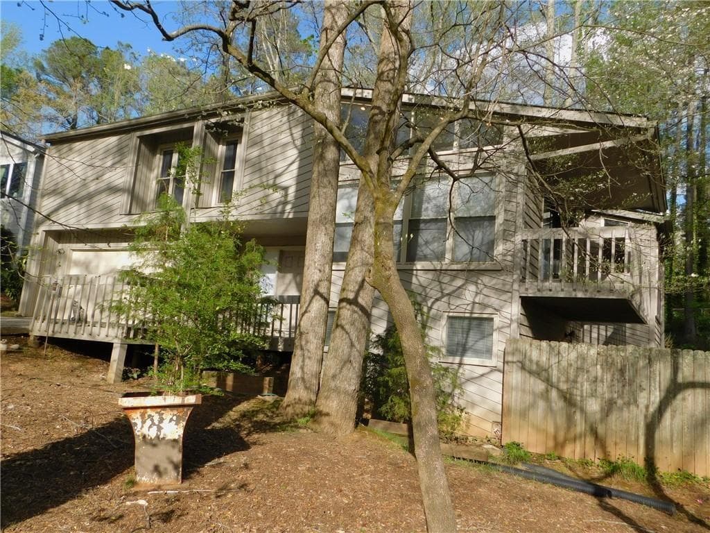 5 bedroom, 3 bathroom, 2,820 sq ft single family residence for rent at 1930 Annwicks Drive, Marietta, GA 30062 for $2,950 a month — photo 2
