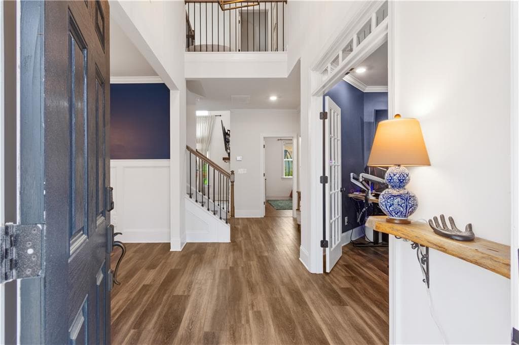 4 bedroom, 3 bathroom, 3,023 sq ft single family residence for rent at 409 Carmichael Circle, Canton, GA 30115 for $3,500 a month — photo 4