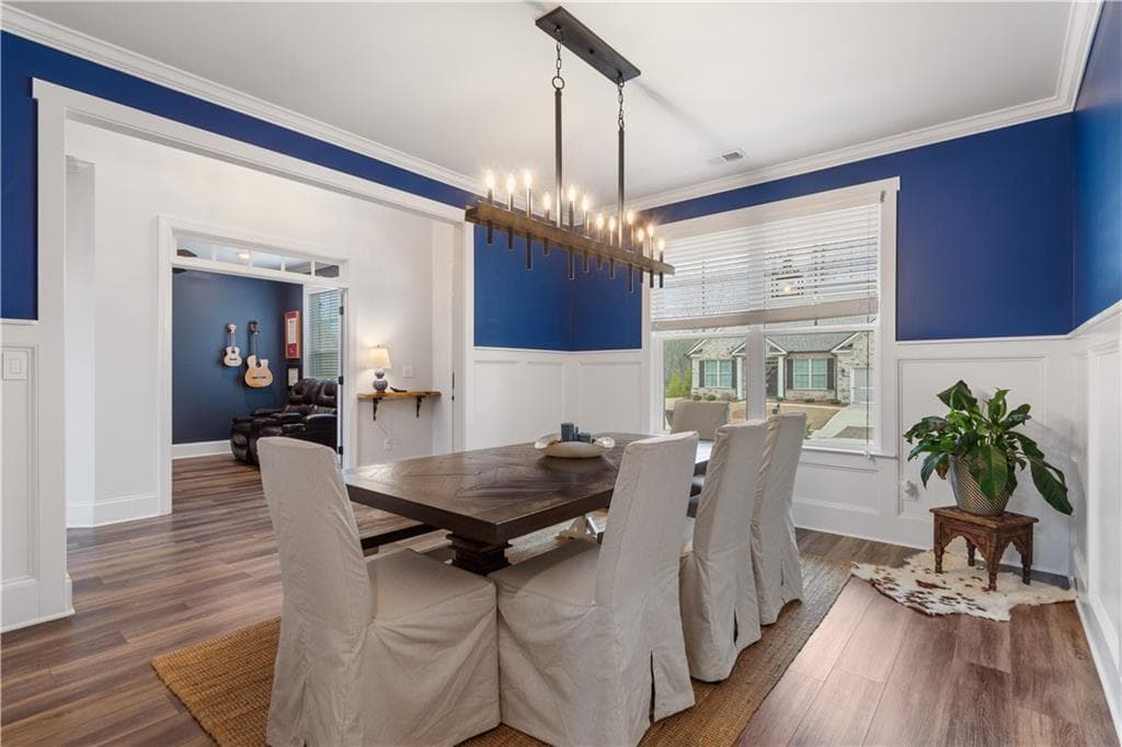 4 bedroom, 3 bathroom, 3,023 sq ft single family residence for rent at 409 Carmichael Circle, Canton, GA 30115 for $3,500 a month — photo 8