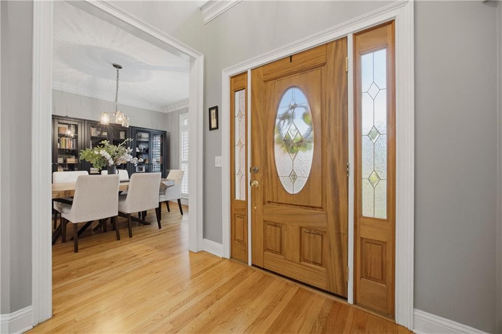 5 bedroom, 5 bathroom, 4,876 sq ft single family residence for sale at 4965 Oakmont Bend Drive, Alpharetta, GA 30004 — photo 3