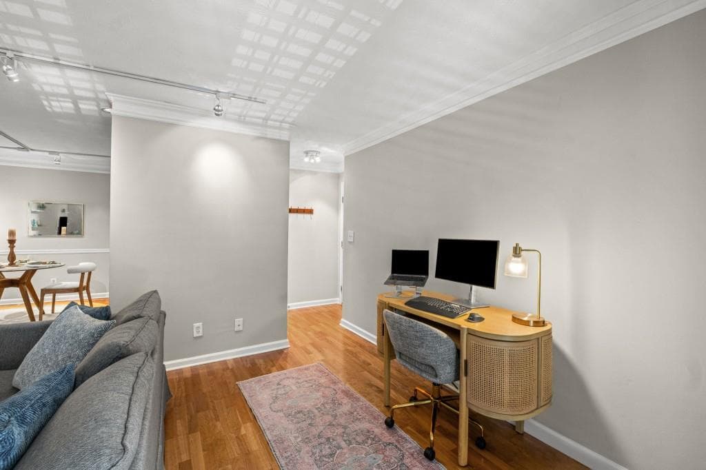 1 bedroom, 1 bathroom, 810 sq ft condominium for sale at 3613 Essex Avenue 60, Atlanta, GA 30339 — photo 8