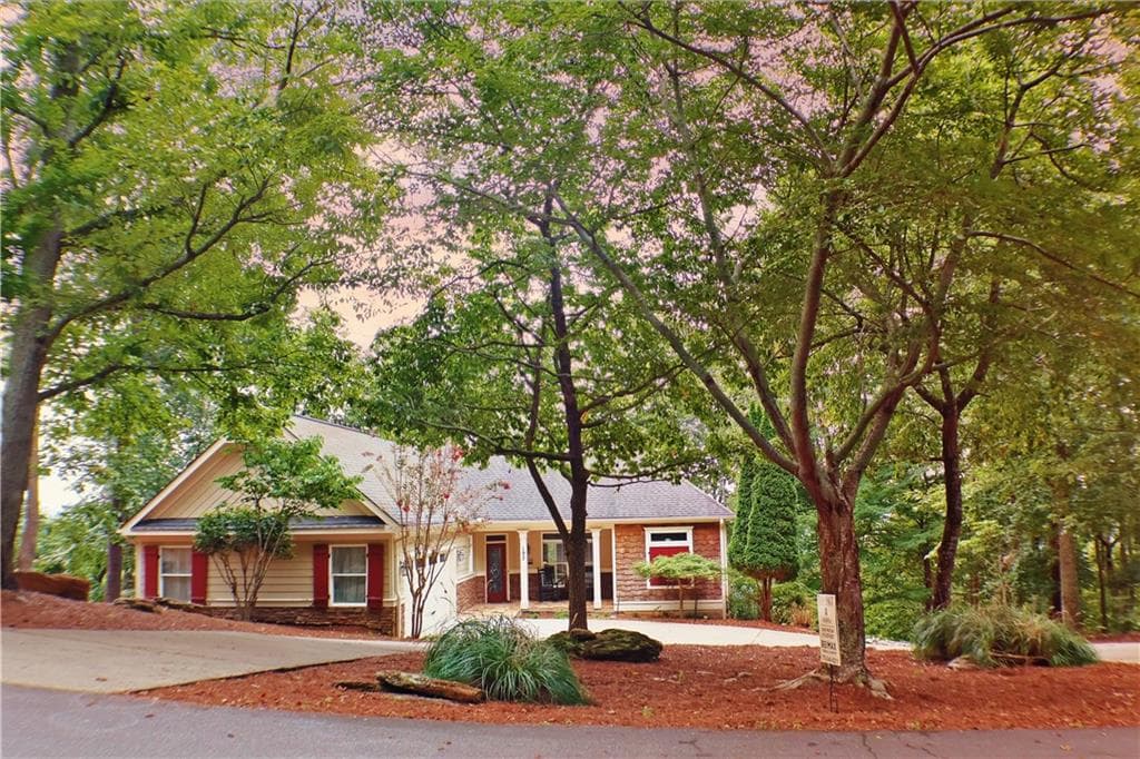 4 bedroom, 3 bathroom, 4,032 sq ft single family residence for sale at 193 Ponderosa Lane, Waleska, GA 30183 — photo 2