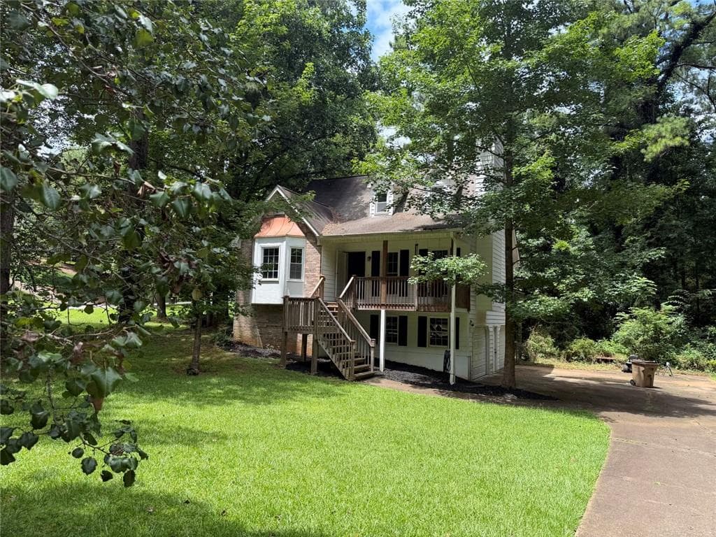 3 bedroom, 3 bathroom, 2,536 sq ft single family residence for rent at 3019 Chelsea Lane, Acworth, GA 30102 for $2,400 a month — photo 2