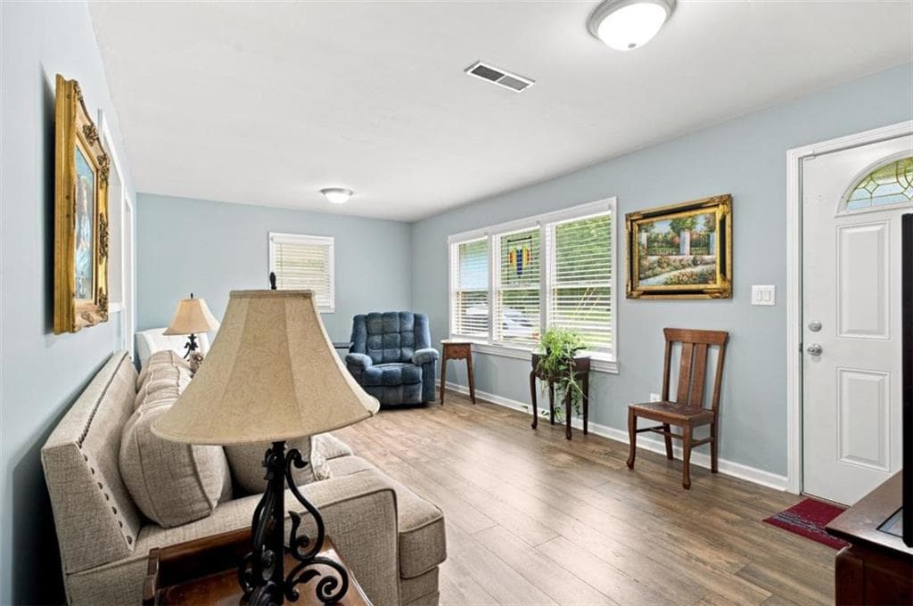 2 bedroom, 1 bathroom, 1,000 sq ft single family residence for sale at 1 Eugenia Circle, Rome, GA 30165 — photo 5
