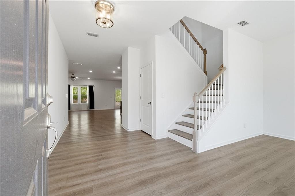 5 bedroom, 4 bathroom, 2,814 sq ft single family residence for sale at 188 Foxhill Drive, Dawsonville, GA 30534 — photo 2
