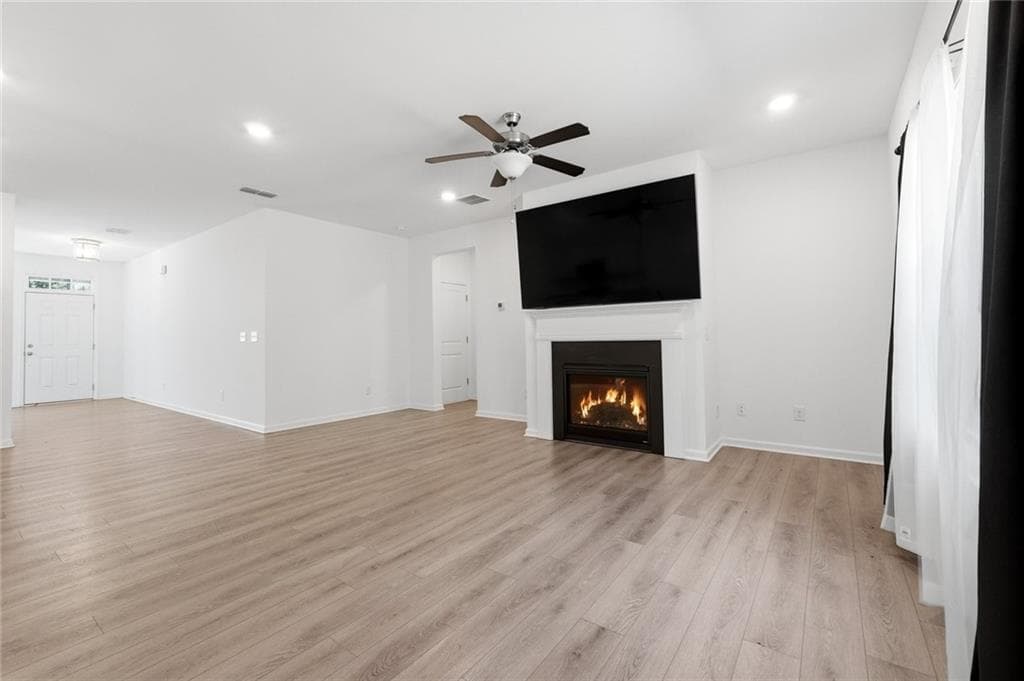 5 bedroom, 4 bathroom, 2,814 sq ft single family residence for sale at 188 Foxhill Drive, Dawsonville, GA 30534 — photo 4