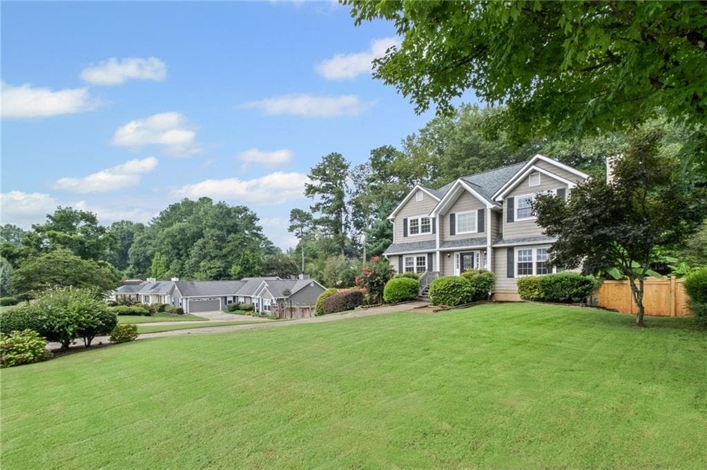3 bedroom, 3 bathroom, 2,936 sq ft single family residence for rent at 2680 Nicholas Court, Marietta, GA 30062 for $2,850 a month — photo 3