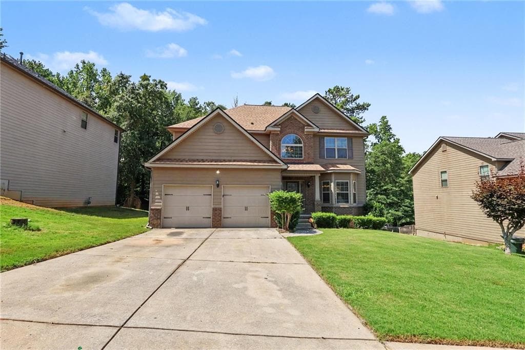 5 bedroom, 4 bathroom, 2,836 sq ft single family residence for sale at 175 Providence Parkway, Covington, GA 30014 — photo 3