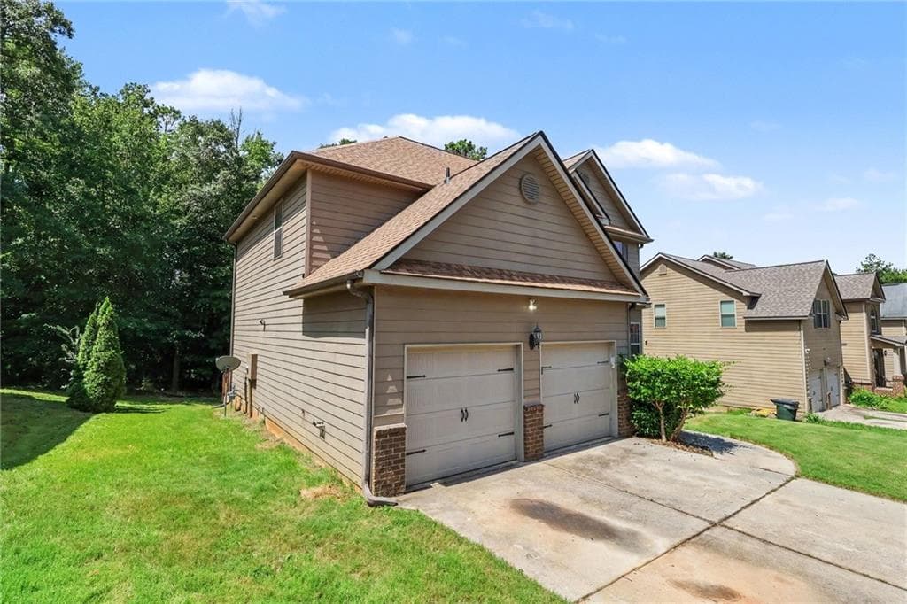 5 bedroom, 4 bathroom, 2,836 sq ft single family residence for sale at 175 Providence Parkway, Covington, GA 30014 — photo 5