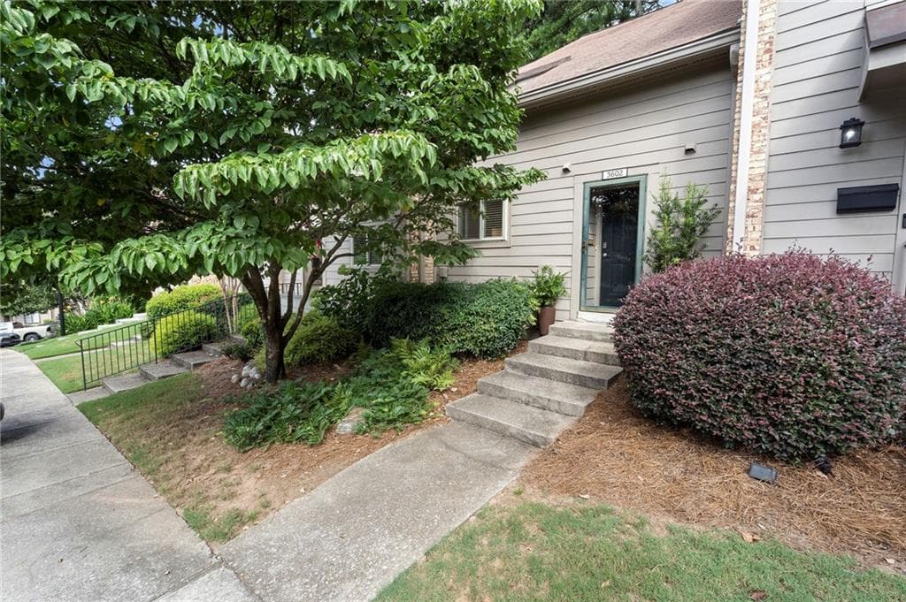 3602 Stonewall Court