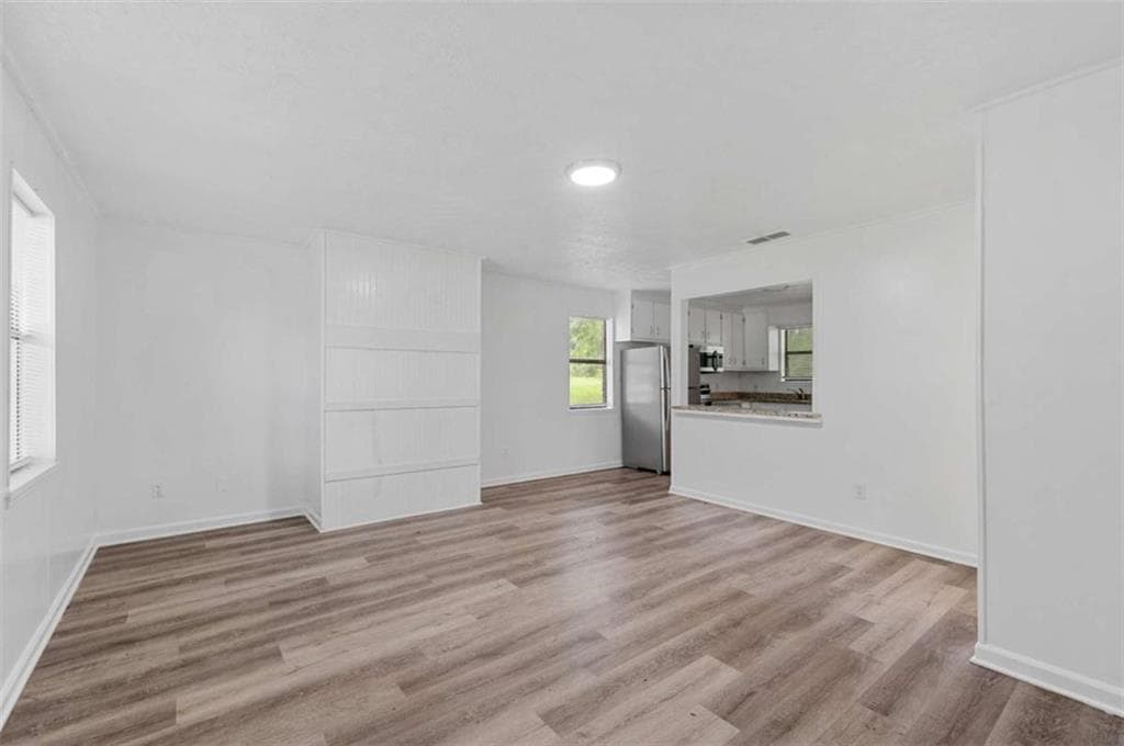 2 bedroom, 1 bathroom, 1,000 sq ft duplex for rent at 117 Tanglewood Drive A, Monroe, GA 30656 for $1,425 a month — photo 3