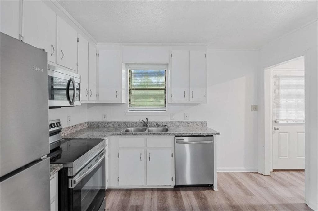 2 bedroom, 1 bathroom, 1,000 sq ft duplex for rent at 117 Tanglewood Drive A, Monroe, GA 30656 for $1,425 a month — photo 7