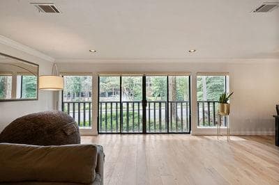 2 bedroom, 3 bathroom, 1,462 sq ft condominium for sale at 23116 Plantation Drive, Atlanta, GA 30324 — photo 9