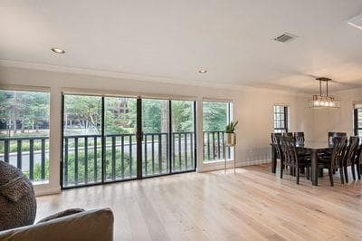 2 bedroom, 3 bathroom, 1,462 sq ft condominium for sale at 23116 Plantation Drive, Atlanta, GA 30324 — photo 10
